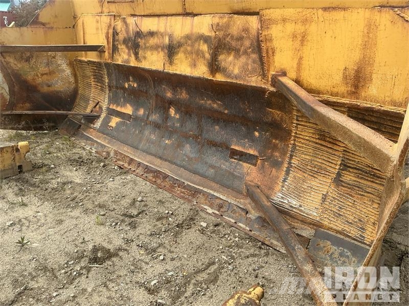 192 in Angle Plate Dozer Attachment - Fits Cat D8 Other