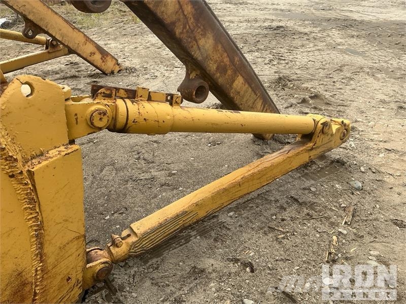 192 in Angle Plate Dozer Attachment - Fits Cat D8 Other