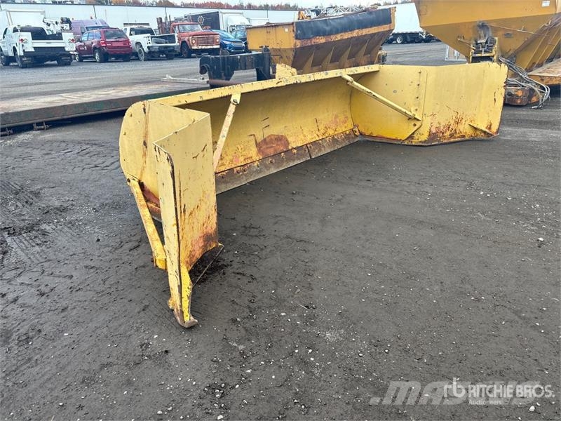 192 in Wheel Loader Snow Plow - Fits Case 521 Andre komponenter