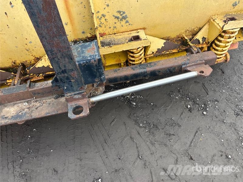 192 in Wheel Loader Snow Plow - Fits Case 521 Andre komponenter