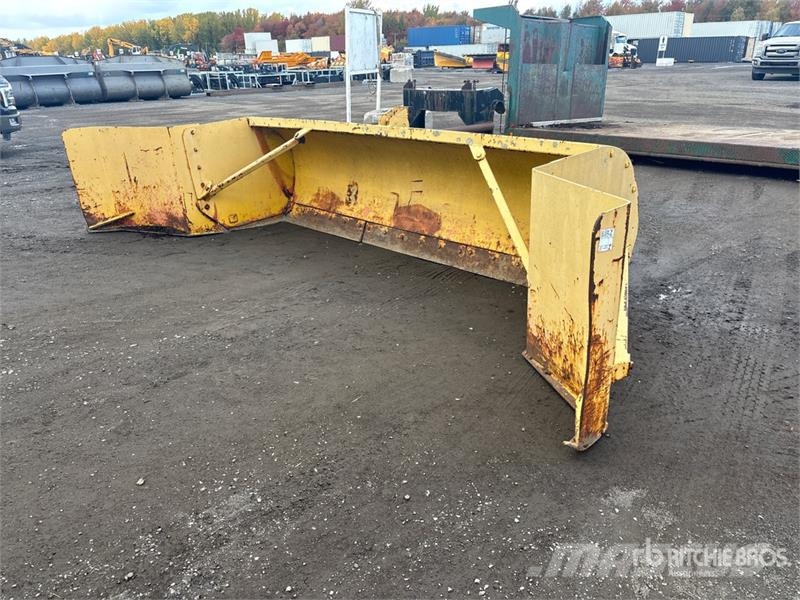 192 in Wheel Loader Snow Plow - Fits Case 521 Andre komponenter