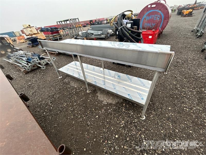 2 ft 6 inches x 8 ft x 3 ft 6 inches Stainless Ste Строителство - Други
