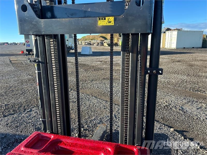 2000 kg Electric Stacker Samopogonski ručni viljuškari