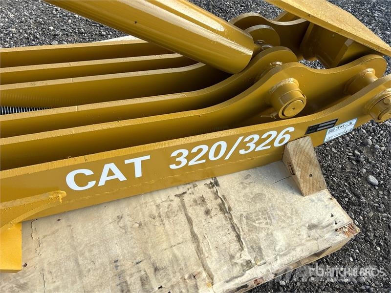 2026 Hydraulic Excavator Thumb - Fits Cat 320 (Unu Godet