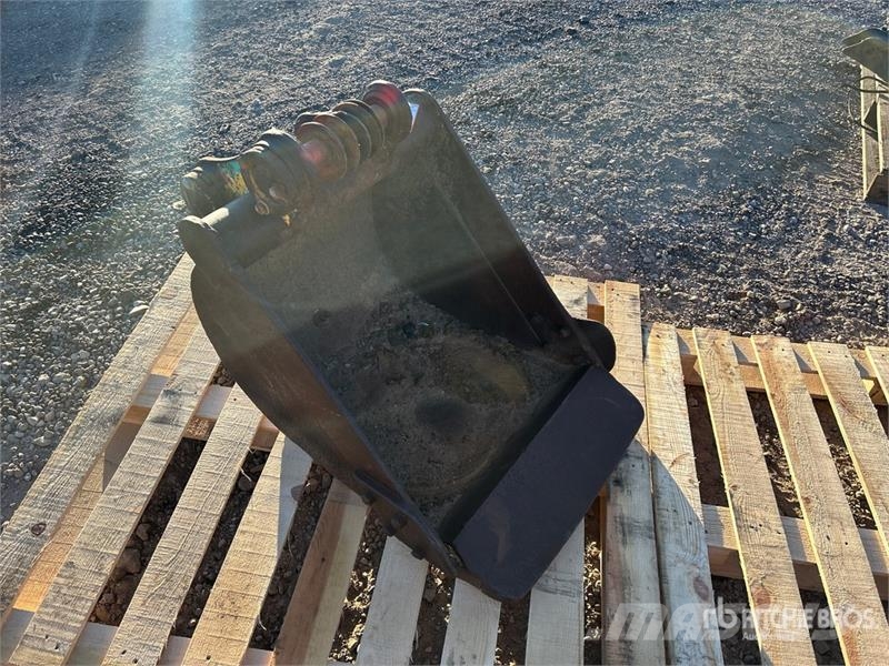  22 in Cleanup Excavator Bucket دلاء