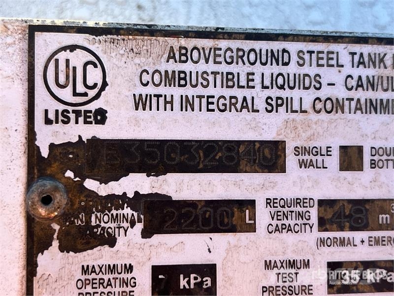 2200 L Skid Mounted Steel Diesel Fuel Tank Üzemanyag- és adaléktartályok