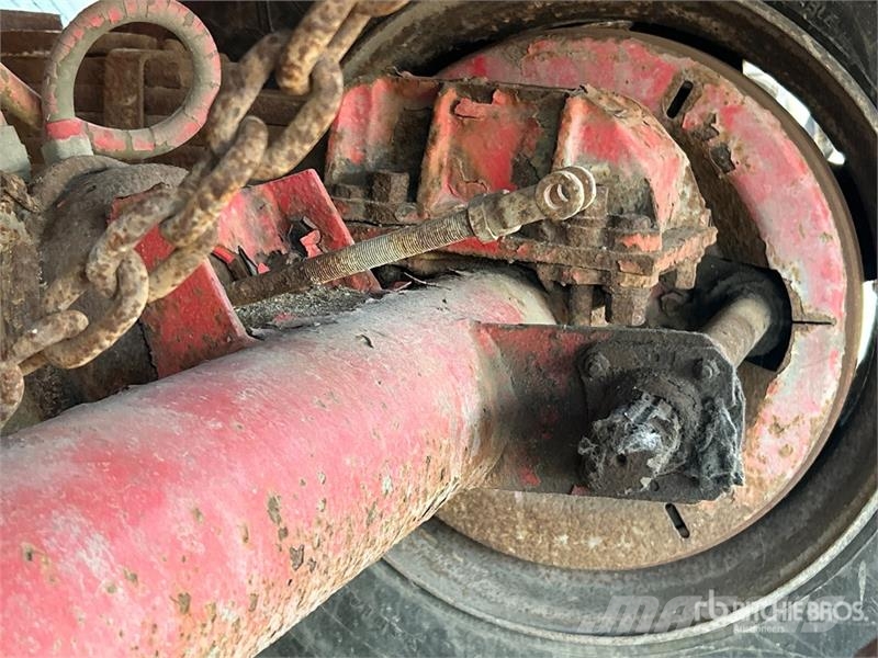  24 ft T/A End Dump Trailer (Inoperable) مقطورات قلابة