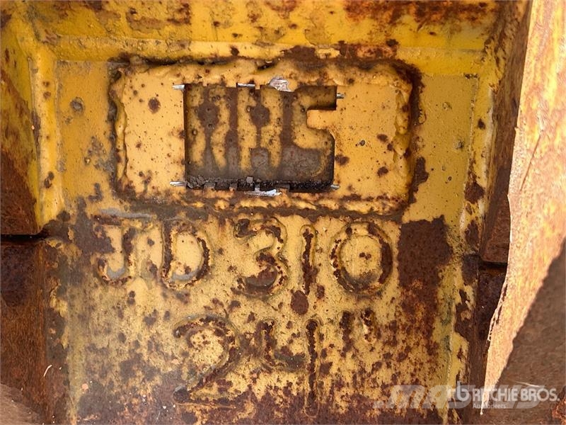 24 in Backhoe Rear Bucket Kanalak