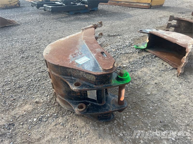 24 in Digging Backhoe Rear Bucket Kanalak