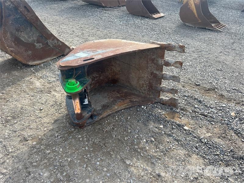 24 in Digging Backhoe Rear Bucket Kanalak