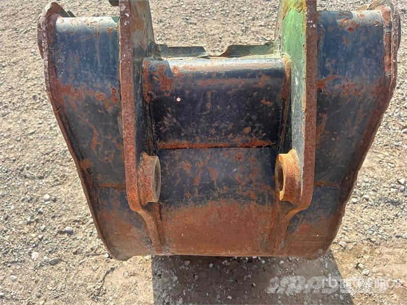 24 in Digging Backhoe Rear Bucket Kanalak