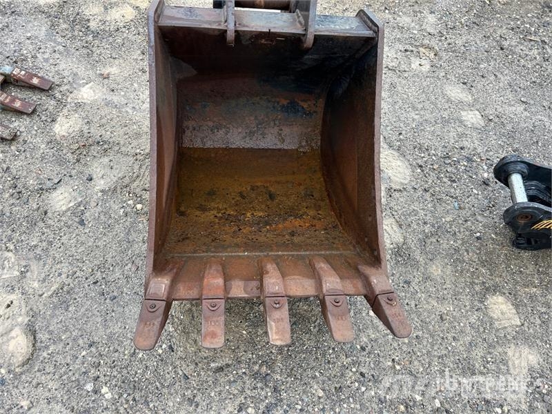  24 in Q/C Digging Excavator Bucket Buckets