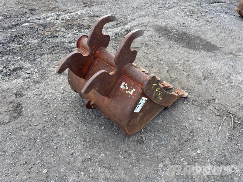 24 in Q/C Digging Excavator Bucket - Fits Kubota K 挖斗