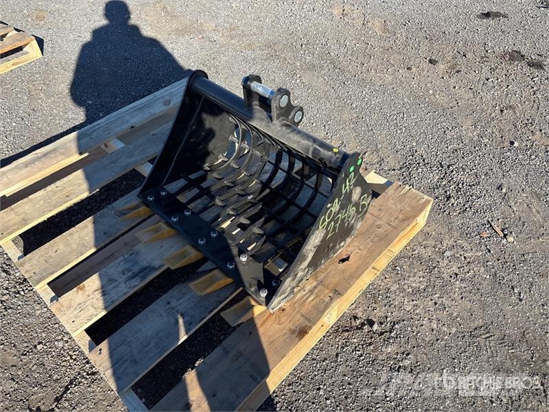  24 in Skeleton Excavator Bucket (Unused) Kašike / Korpe