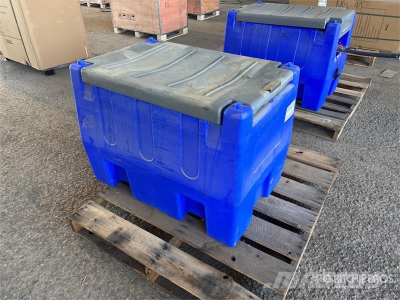 240 L DEF Tank Kraftstoff- und Zusatzstoffbehälter