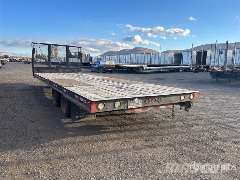 26 ft T/A Equipment Trailer Autovežių priekabos