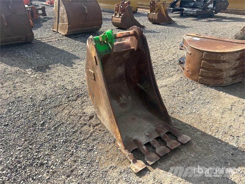 26 in Digging Backhoe Rear Bucket Kanalak