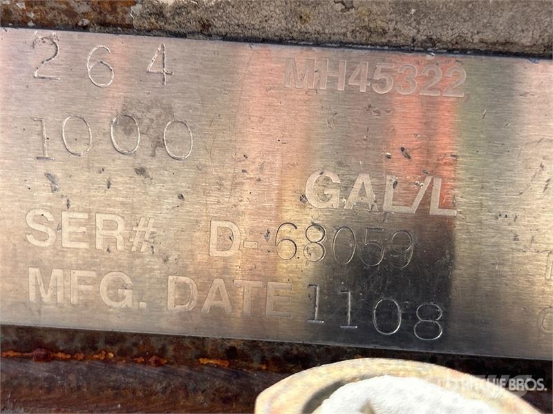 264 gal Skid Mounted Steel Fuel Tank Kraftstoff- und Zusatzstoffbehälter