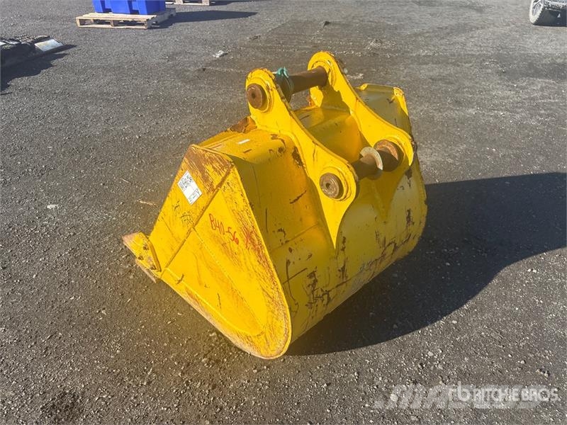 28 in Q/C Digging Excavator Bucket 挖斗