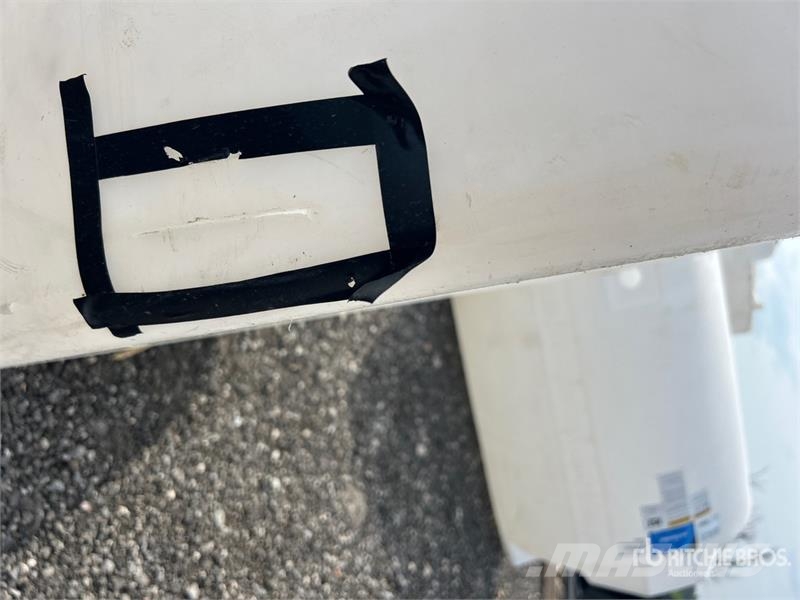 295 gal Water Tank صهاريج الوقود والصهاريج الإضافية