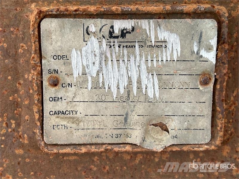 30 in Digging Bucket Godet