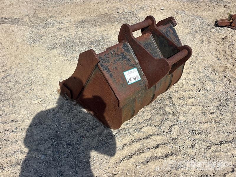  30 in Q/C Excavator Bucket Godet
