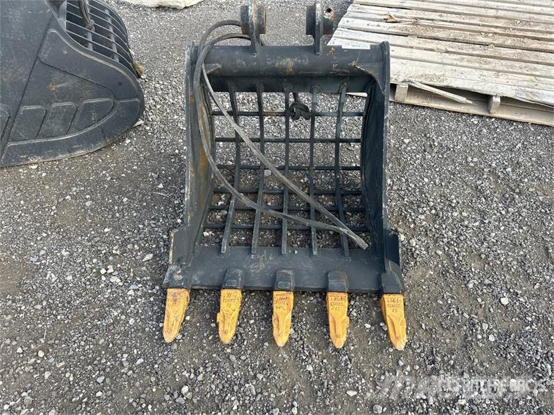 31 in Skeleton Excavator Bucket Godet