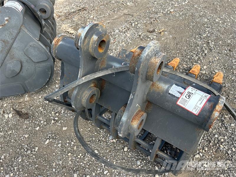  31 in Skeleton Excavator Bucket Godet