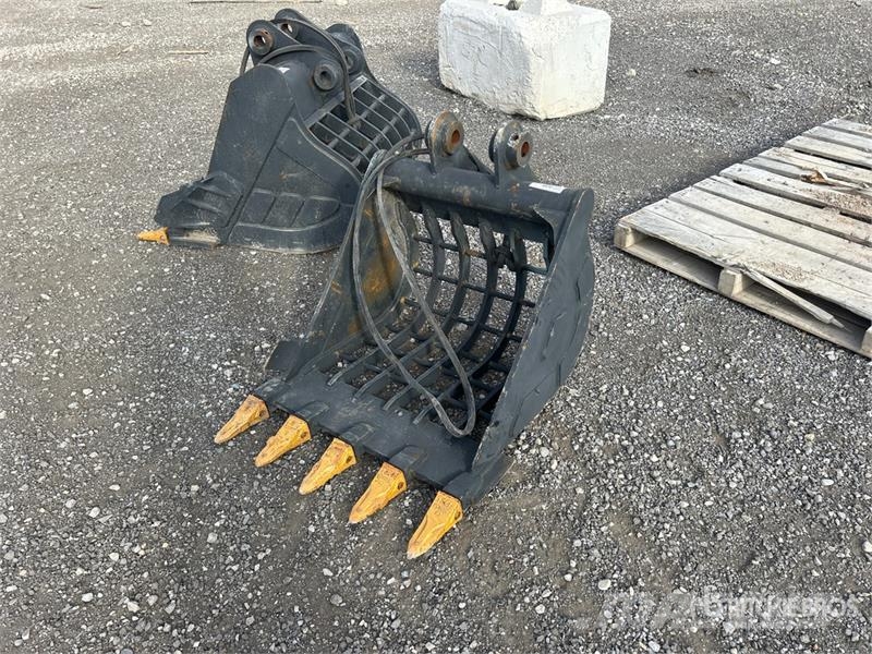 31 in Skeleton Excavator Bucket Godet