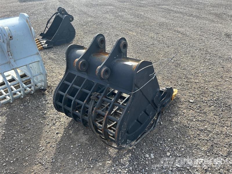  33 in Skeleton Excavator Bucket Godet