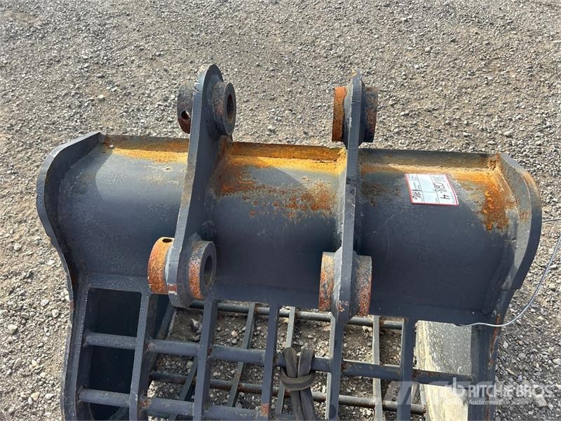  33 in Skeleton Excavator Bucket Godet