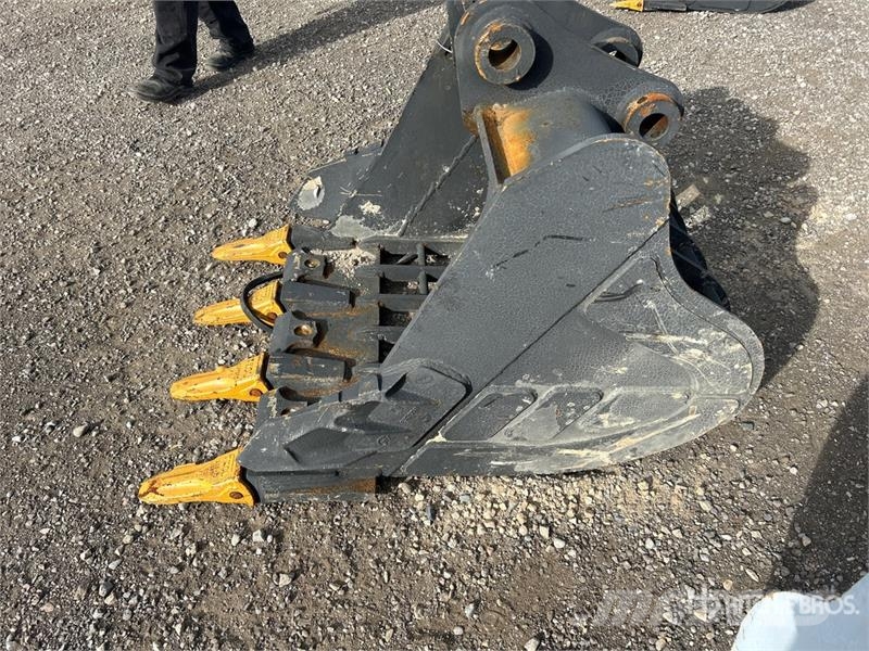  33 in Skeleton Excavator Bucket Godet