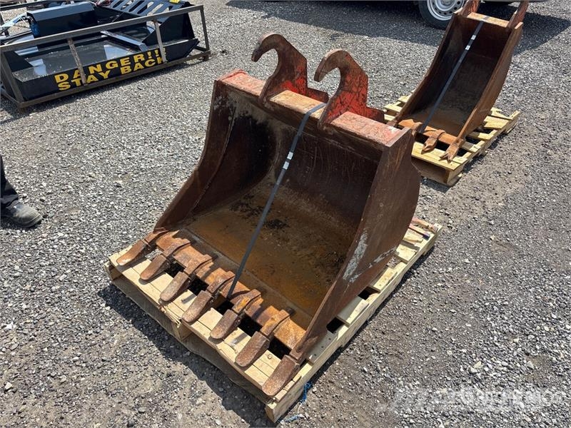  36 in Digging Excavator Bucket Godet