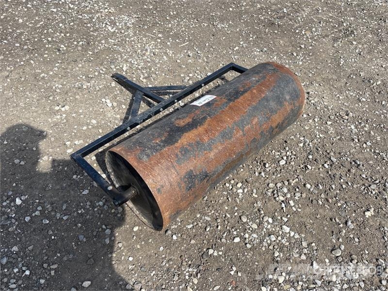  36 in Lawn Roller Sonstige Landmaschinen