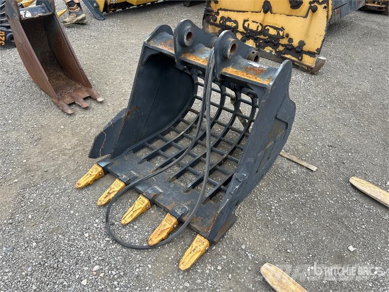 36 in Skeleton Excavator Bucket - Fits Cat 320 挖斗