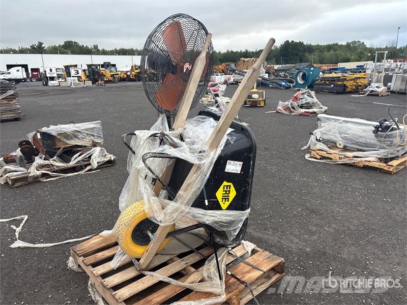 36 in Skid Steer Bucket 挖斗