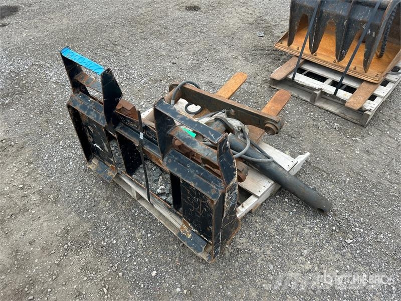 36 in Skid Steer Forks Вили