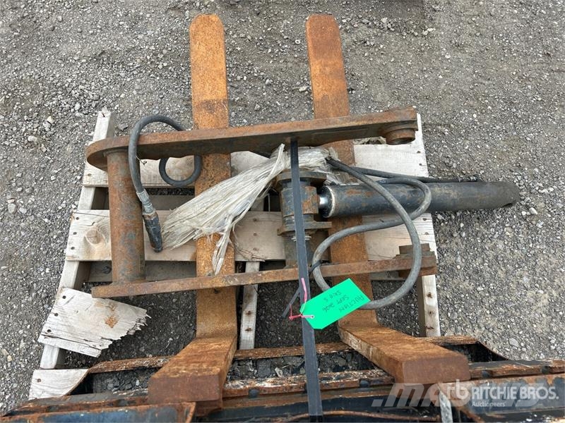 36 in Skid Steer Forks Вили