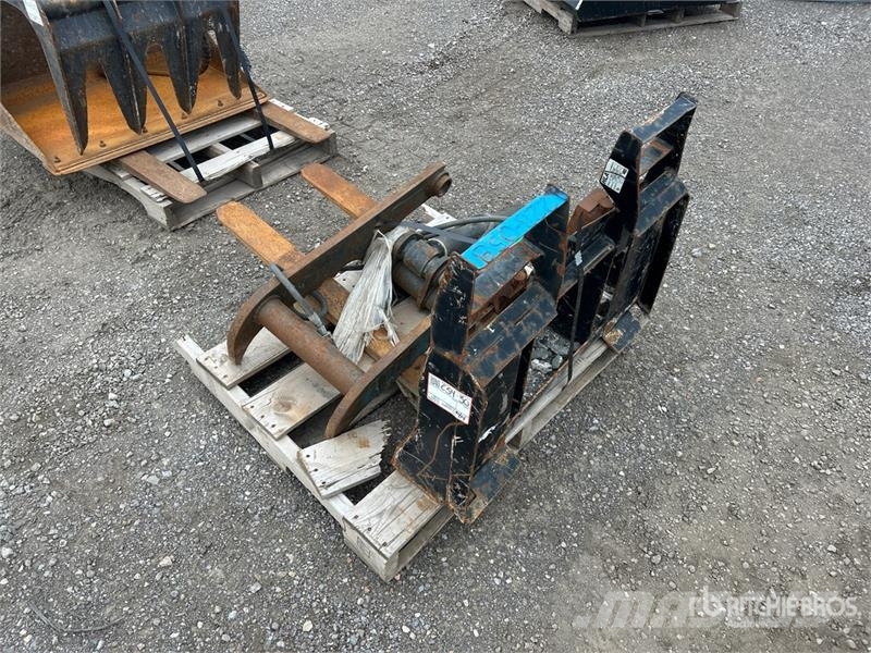 36 in Skid Steer Forks Вили