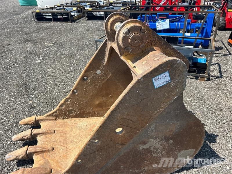 39 in Q/C Digging Bucket - Fits Cat 321C Godet