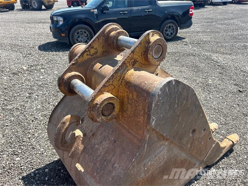 39 in Q/C Digging Bucket - Fits Cat 321C Godet