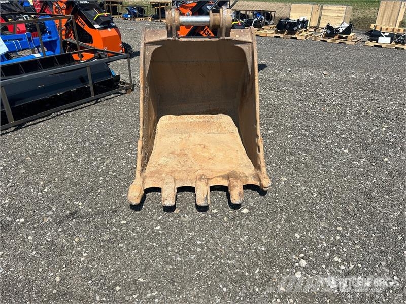 39 in Q/C Digging Bucket - Fits Cat 321C Godet