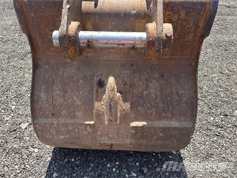 39 in Q/C Digging Bucket - Fits Cat 321C Godet
