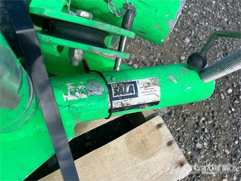 3M DBI-SALA Portable Fall Arrest Post (Green finis Drugi deli