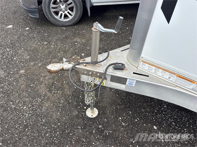 4-Star 12 ft T/A Horse Trailer Dyretransport tilhenger