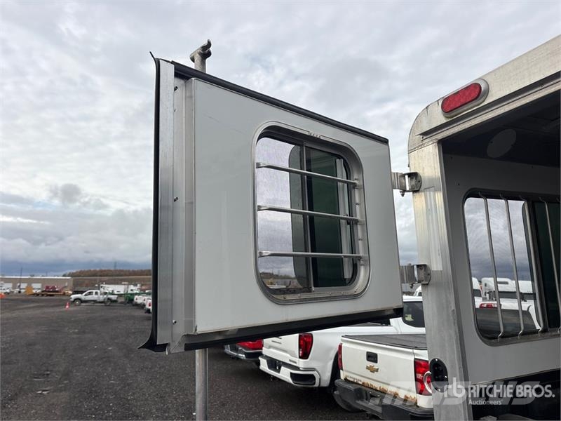 4-Star 12 ft T/A Horse Trailer Dyretransport tilhenger