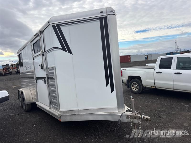4-Star 12 ft T/A Horse Trailer Dyretransport tilhenger