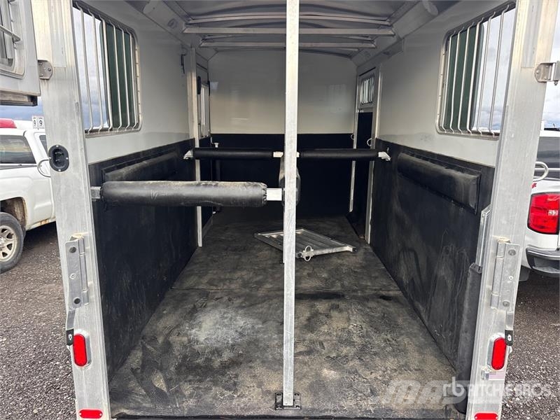 4-Star 12 ft T/A Horse Trailer Dyretransport tilhenger