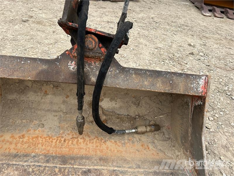 40 in Hydraulic Tilting Excavator Bucket Kašike / Korpe