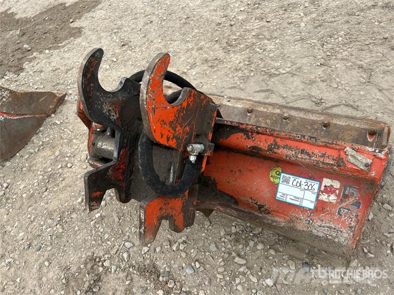 40 in Hydraulic Tilting Excavator Bucket Kašike / Korpe